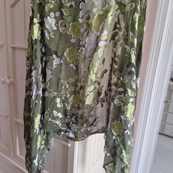 Notations Women's Scarf Top - Picture 14 of 14